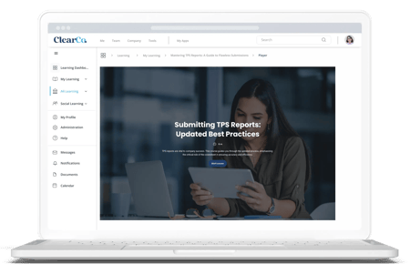 AI Course Builder Laptop-Course-Begin-Mockup